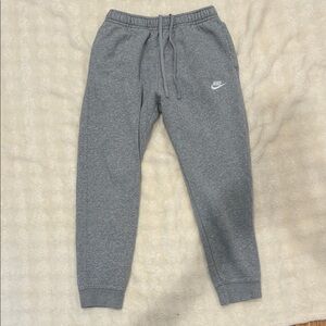 Nike Men’s Gray Sweatpants